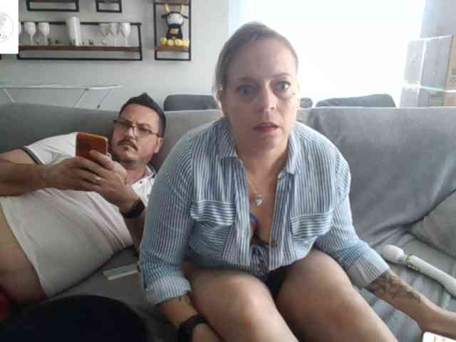 Miss-chupagirly webcam