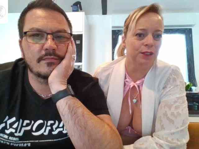 Miss-chupagirly webcam