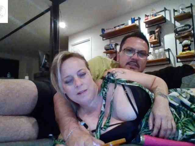 Miss-chupagirly webcam