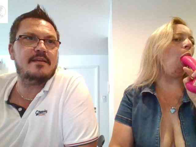 Miss-chupagirly webcam
