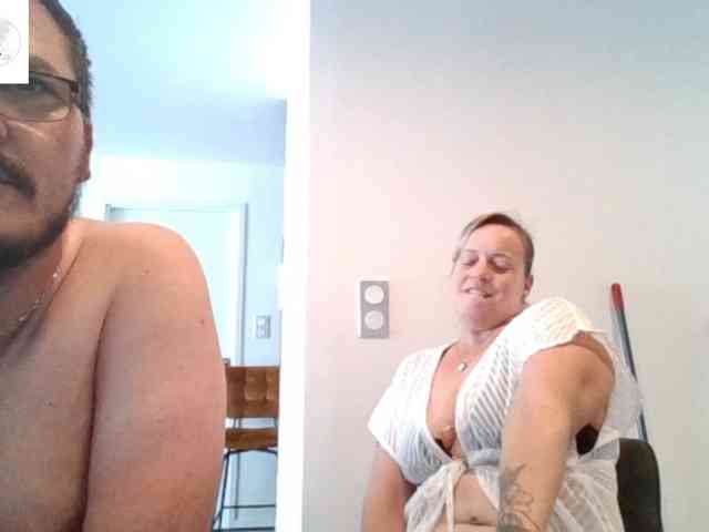 Miss-chupagirly webcam
