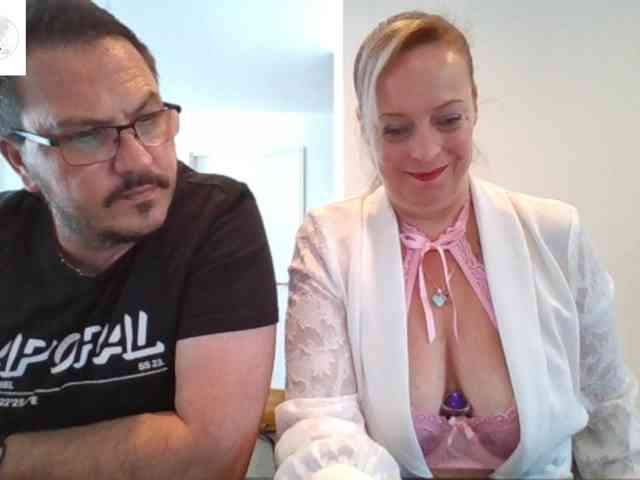 Miss-chupagirly webcam