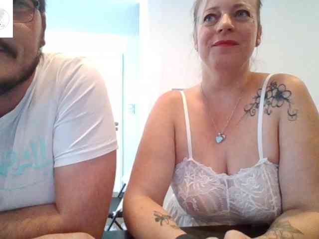 Miss-chupagirly webcam