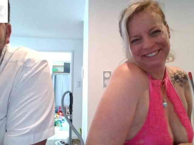 Miss-chupagirly webcam