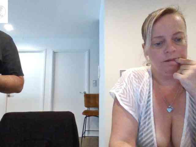 Miss-chupagirly webcam