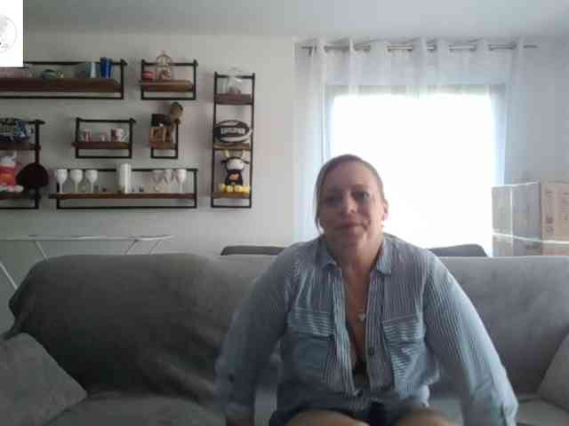 Miss-chupagirly webcam