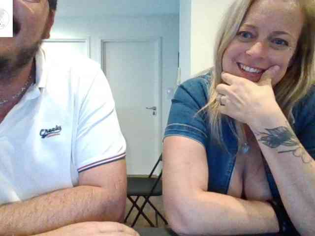 Miss-chupagirly webcam