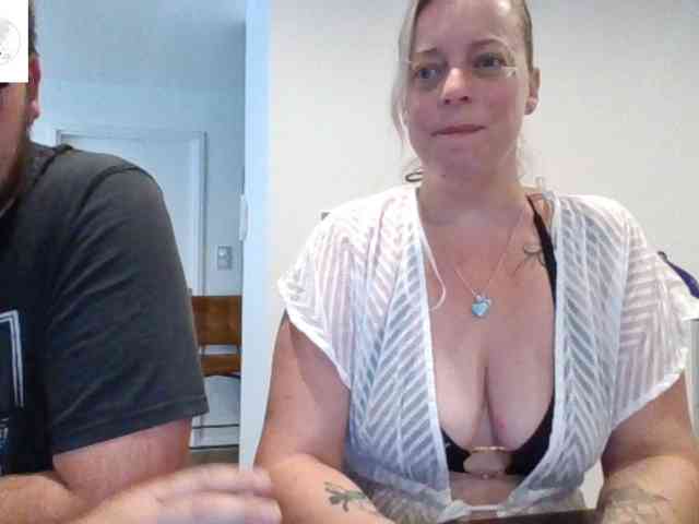 Miss-chupagirly webcam