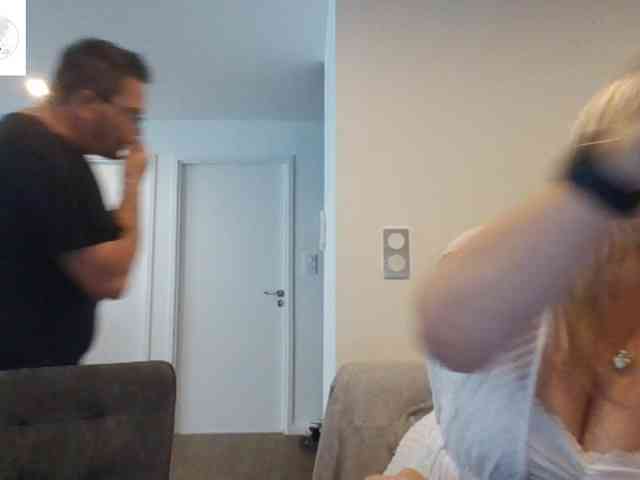 Miss-chupagirly webcam