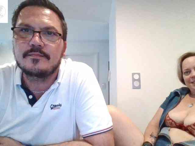 Miss-chupagirly webcam