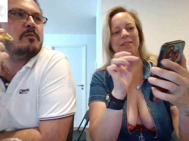 Miss-chupagirly webcam