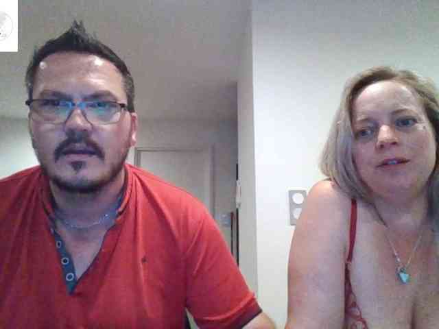 Miss-chupagirly webcam