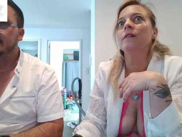 Miss-chupagirly webcam