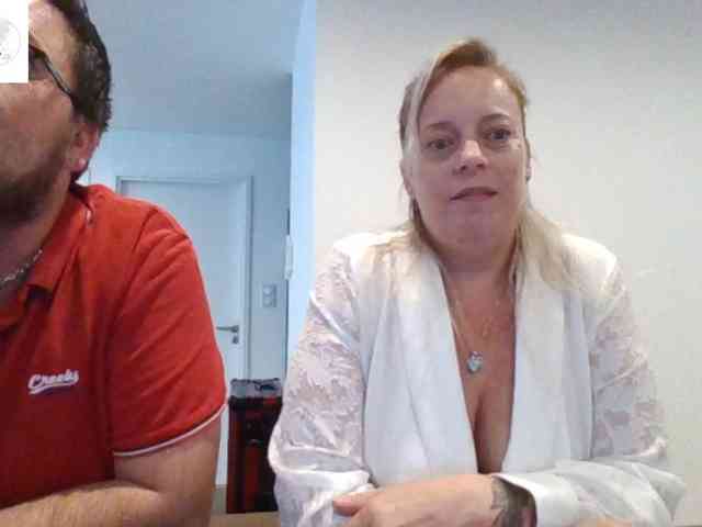 Miss-chupagirly webcam