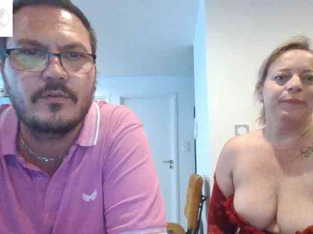 Miss-chupagirly webcam