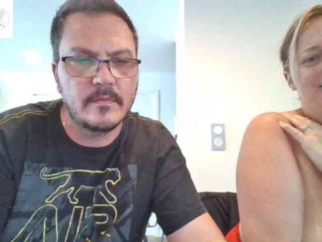 Miss-chupagirly webcam