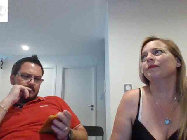 Miss-chupagirly webcam