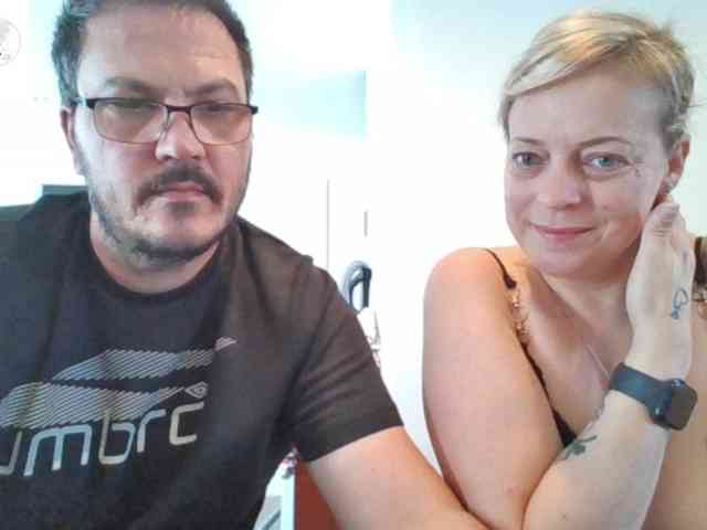 Miss-chupagirly webcam