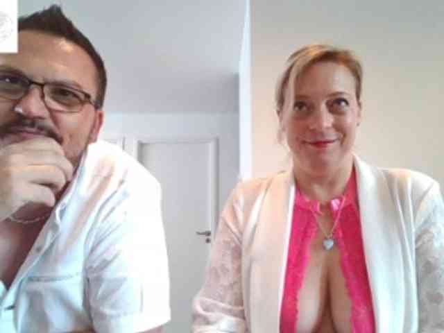 Miss-chupagirly webcam