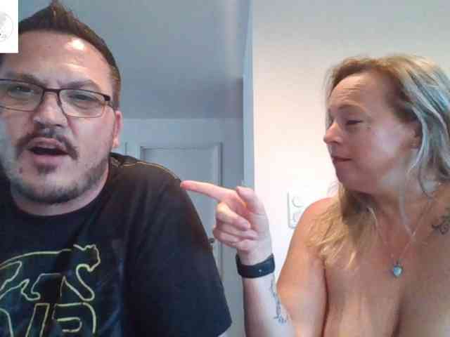 Miss-chupagirly webcam