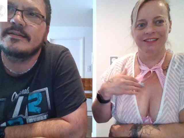 Miss-chupagirly webcam