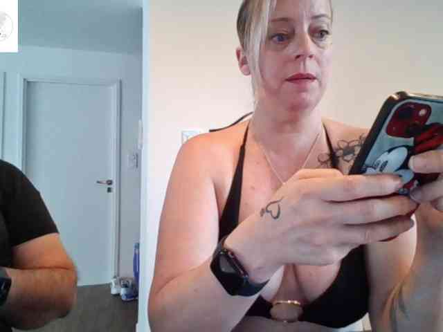 Miss-chupagirly webcam