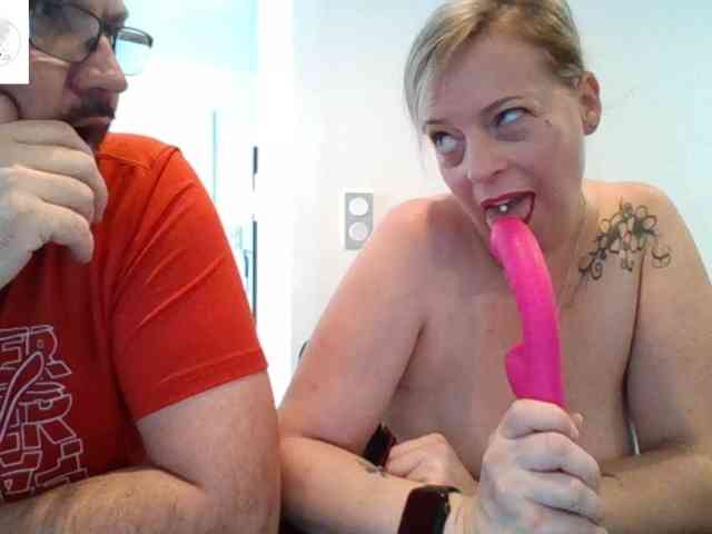 Miss-chupagirly webcam