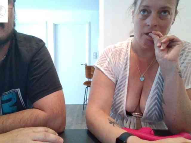 Miss-chupagirly webcam