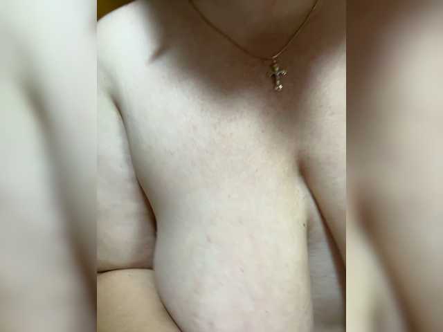 Mila2703 live cam on BongaCams