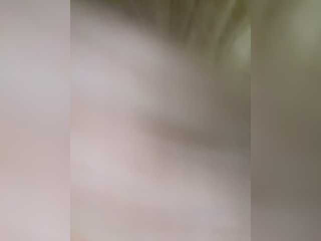 Mila2703 live cam on BongaCams