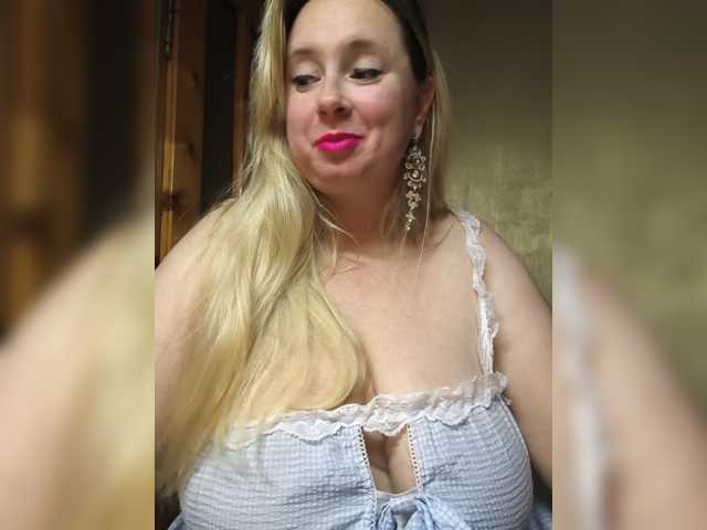 Mila2703 live cam