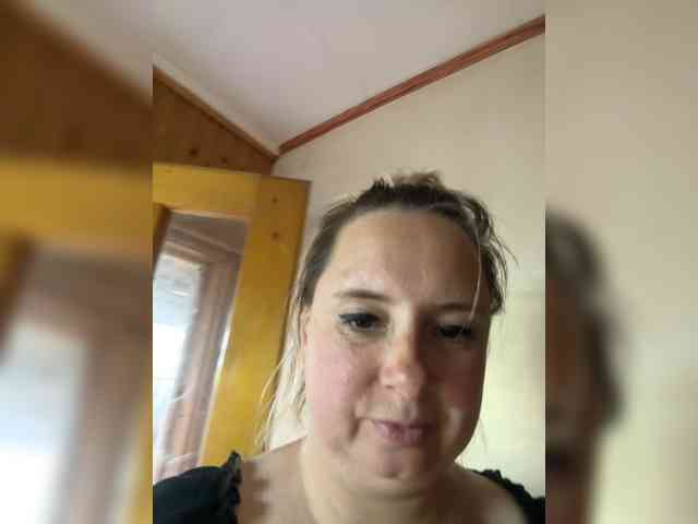 Mila2703 webcam