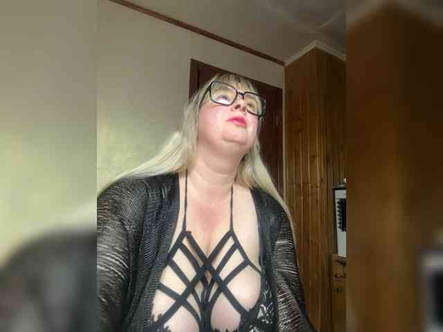 Mila2703 webcam