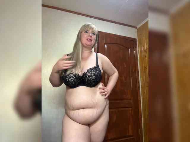 Mila2703 webcam