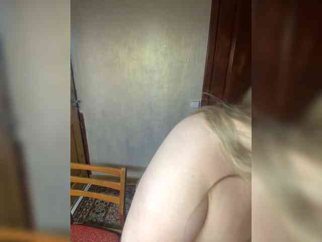 Mila2703 webcam