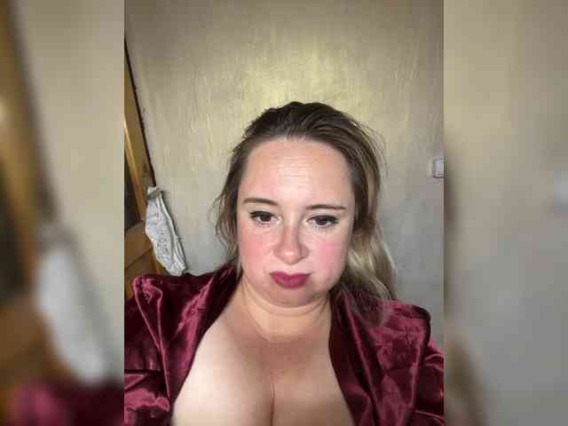 Mila2703 webcam