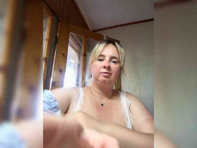 Mila2703 webcam