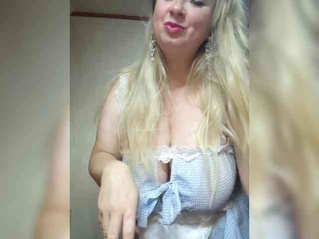 Mila2703 webcam