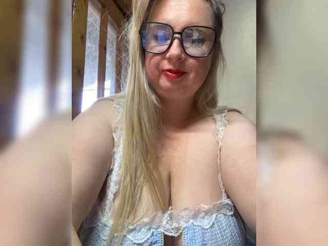 Mila2703 webcam