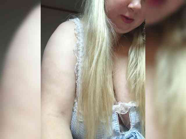 Mila2703 webcam