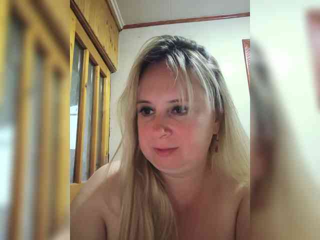 Mila2703 webcam
