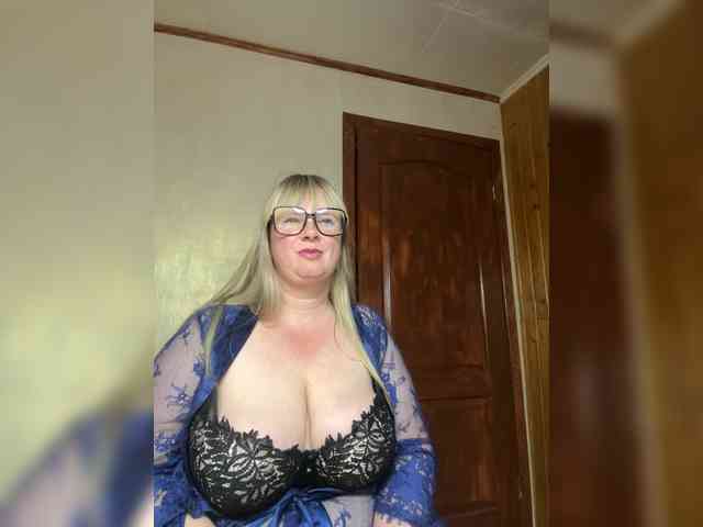 Mila2703 webcam