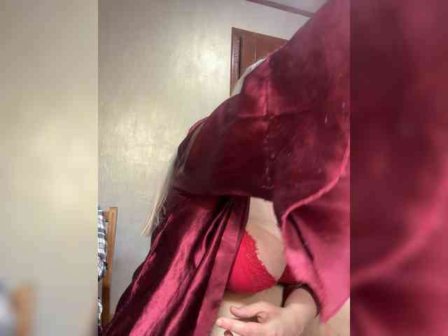 Mila2703 webcam