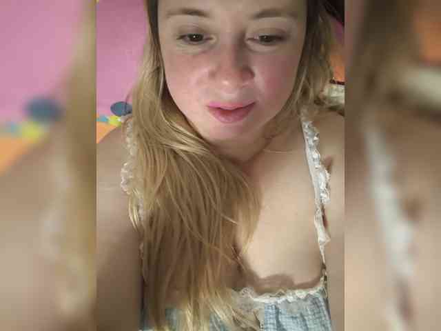 Mila2703 webcam