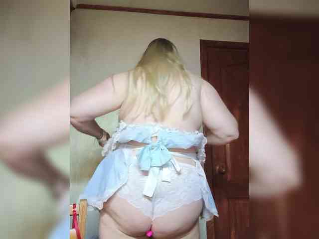 Mila2703 webcam