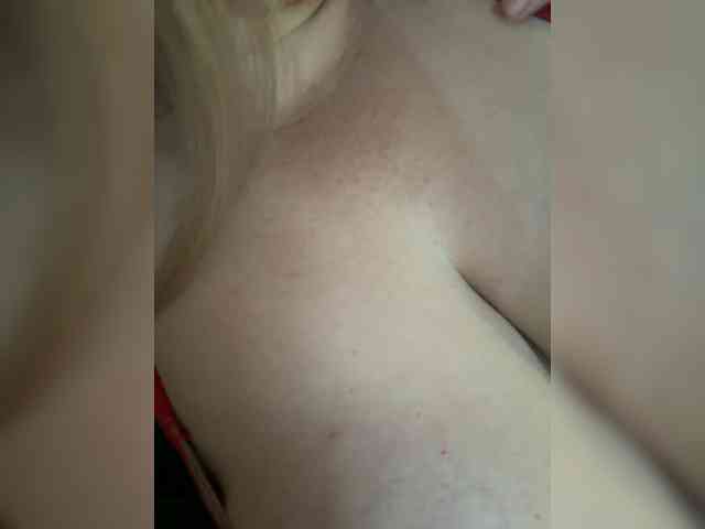 Mila2703 webcam