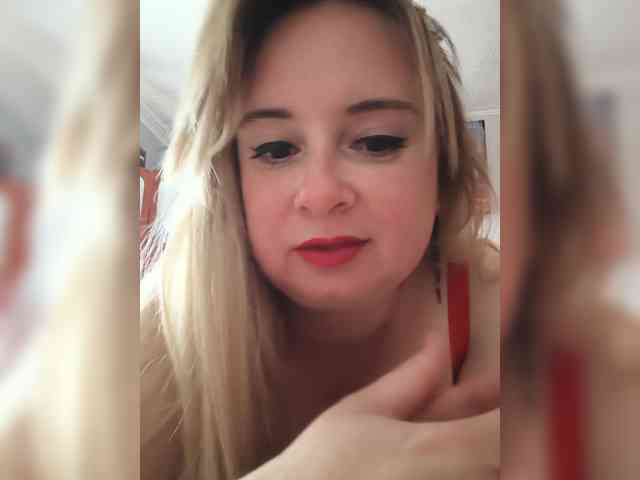 Mila2703 webcam