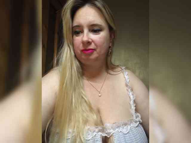 Mila2703 webcam