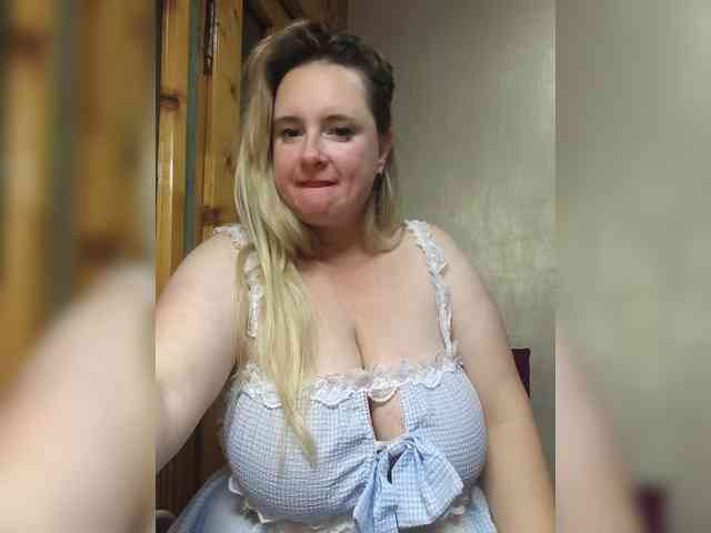 Mila2703 webcam