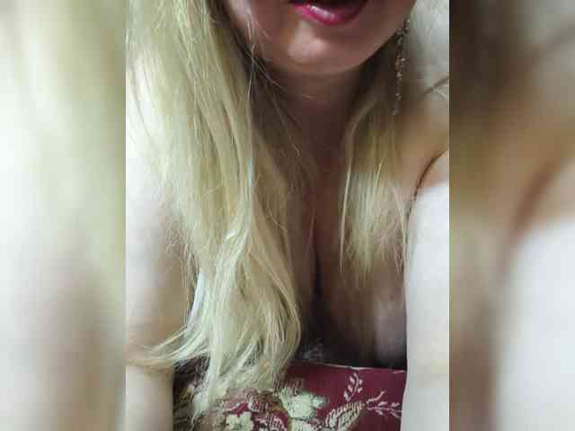 Mila2703 webcam